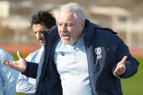 Marius Șumudică, antrenorul lui Al Akhdoud // FOTO: X
