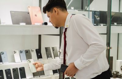 Ce produse electronice pot fi amanetate și care sunt cele mai căutate?