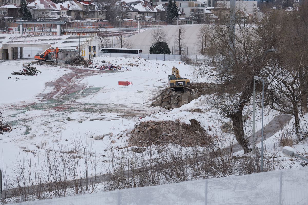 Cum arată Stadionul Dinamo, la o săptămână și jumătate de la începutul demolării // foto: Andrei Furnigă (GSP)