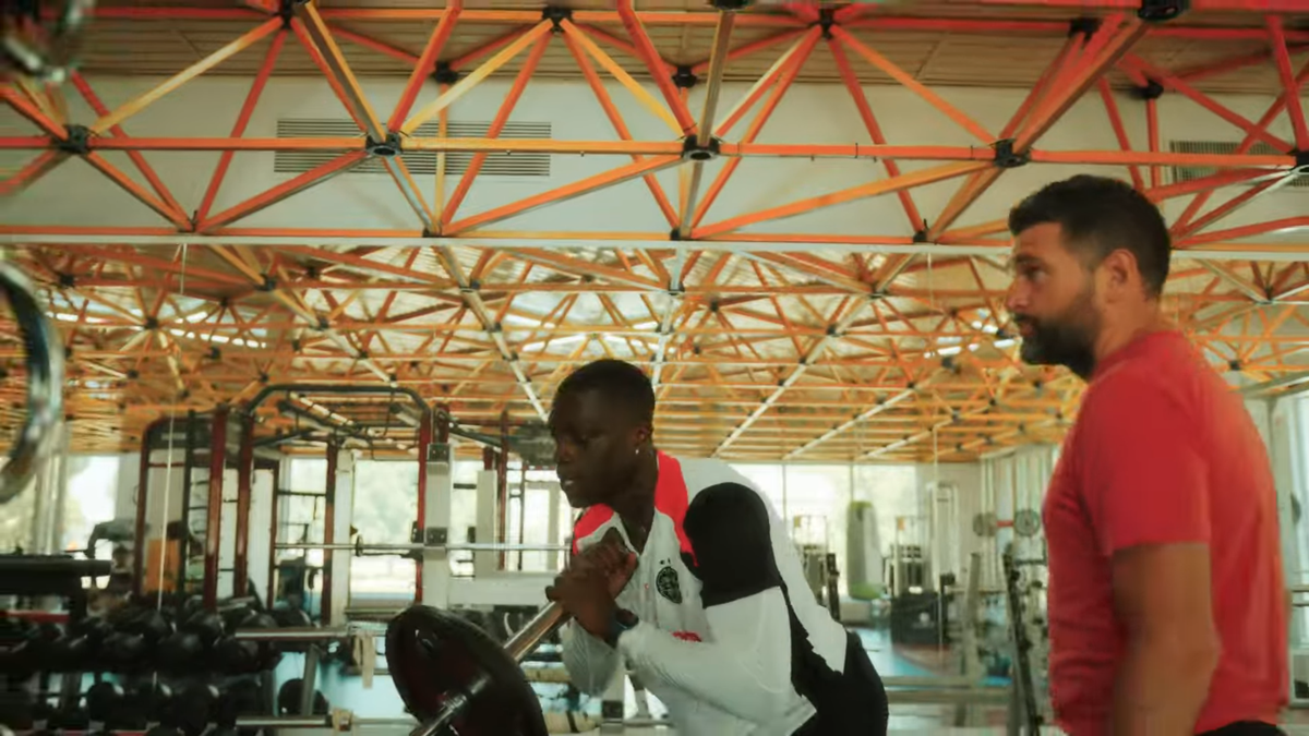 Revenirea lui Dawa, „montată” de fundașul camerunez: „Vă arăt cum a început totul”