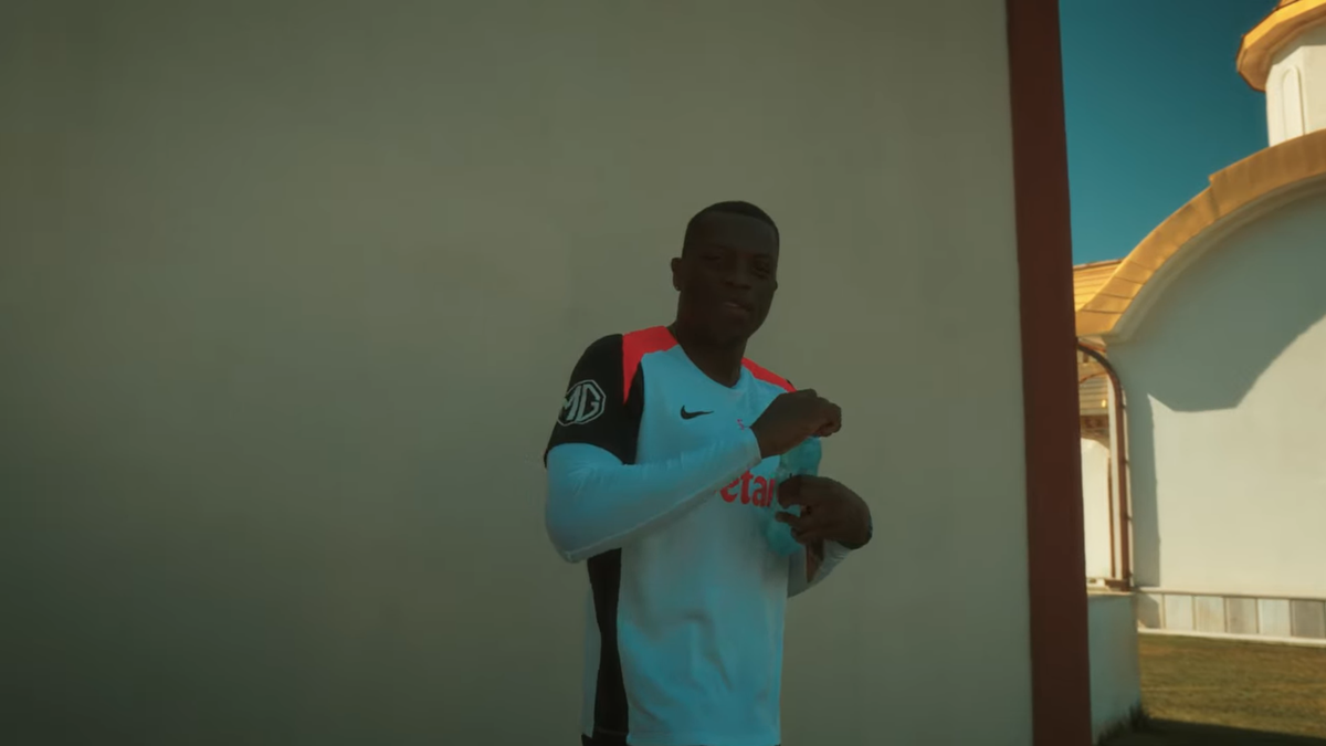 Revenirea lui Dawa, „montată” de fundașul camerunez: „Vă arăt cum a început totul”