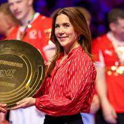 Regina Mary a Danemarcei a înmânat trofeul la Europeanul de handbal masculin / FOTO: Imago