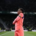 Lamine Yamal sărbătorește ca Neymar golul cu care Barcelona a deschis scorul la Elche (3-1) / Foto: Imago