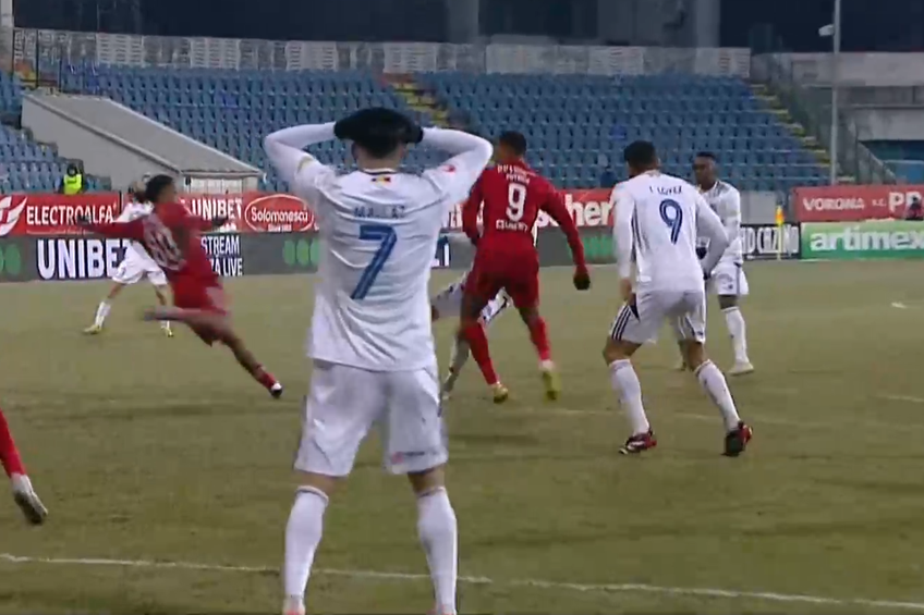 Zoran Mitrov, ratarea etapei pentru FC Botoșani // Capturi foto: Prima Sport 1