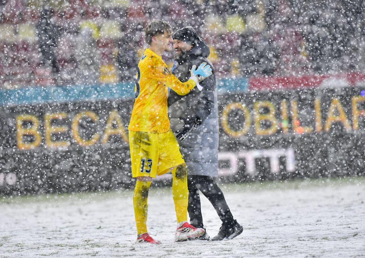 Noul transfer de la FCSB, „camuflat” pe Arena Națională » Becali dezvăluie cum l-a luat: „Știți ce mi-a zis Mirel Rădoi despre el?”