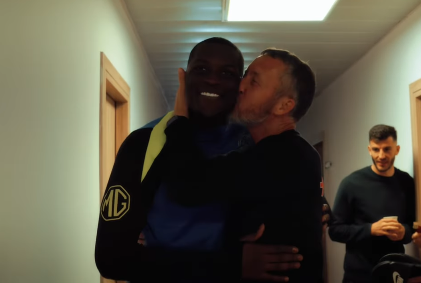 Joyskim Dawa, vlog despre revenirea la FCSB // Capturi foto: YouTube @Joyskim Dawa