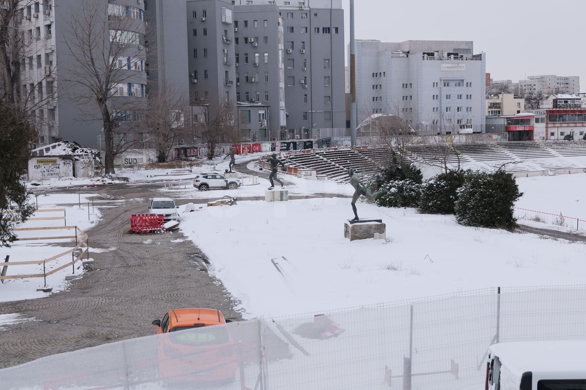 Se lucrează într-un ritm uluitor la Stadionul Dinamo: arena din Ștefan cel Mare este deja 50% demolată » GSP a intrat pe șantier