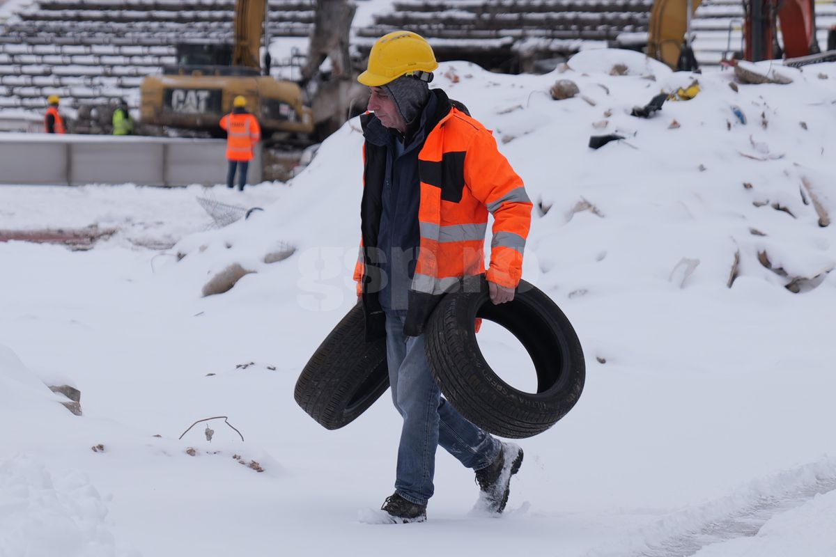 Cum arată Stadionul Dinamo, la o săptămână și jumătate de la începutul demolării // foto: Andrei Furnigă (GSP)