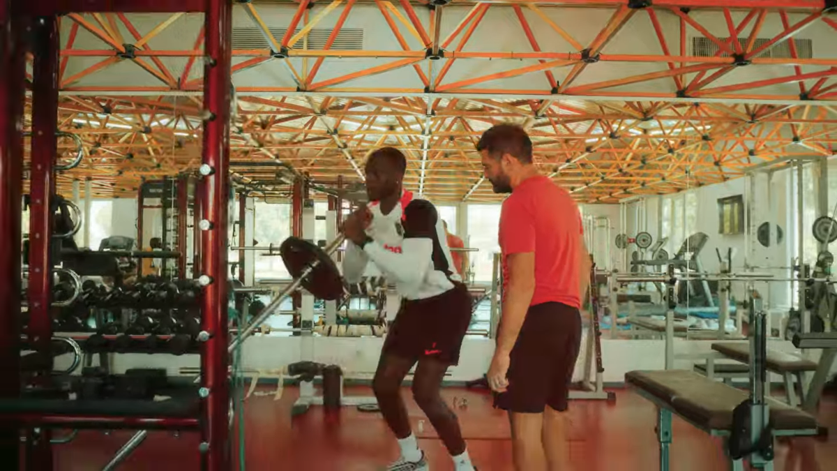 Revenirea lui Dawa, „montată” de fundașul camerunez: „Vă arăt cum a început totul”