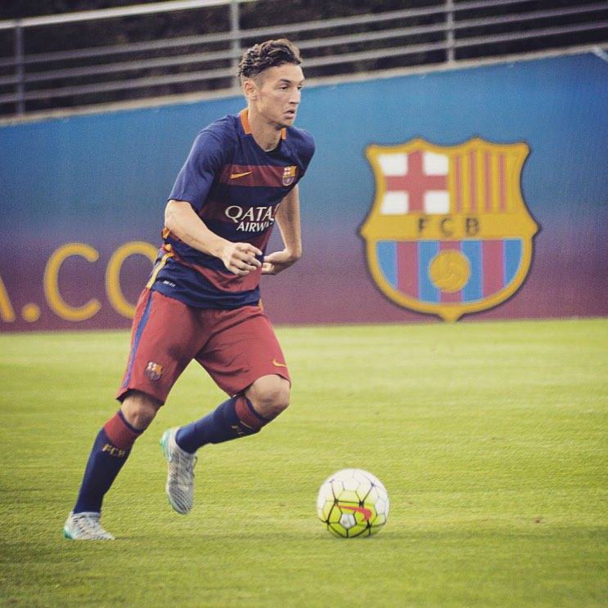 FC Botoșani chiar atacă titlul » A transferat „cel mai inteligent fotbalist din lume”! Vine un jucător de națională crescut de Barcelona