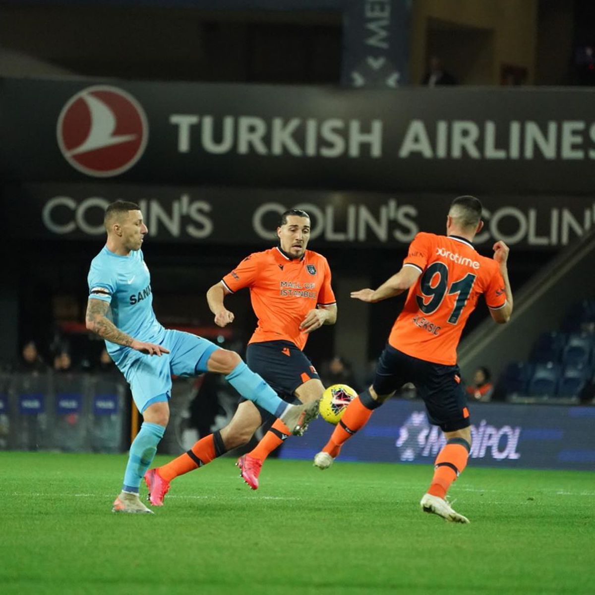 FOTO Șumudică a pierdut pe terenul formației lui Erdogan » Maxim, pasă de gol pentru Gaziantep