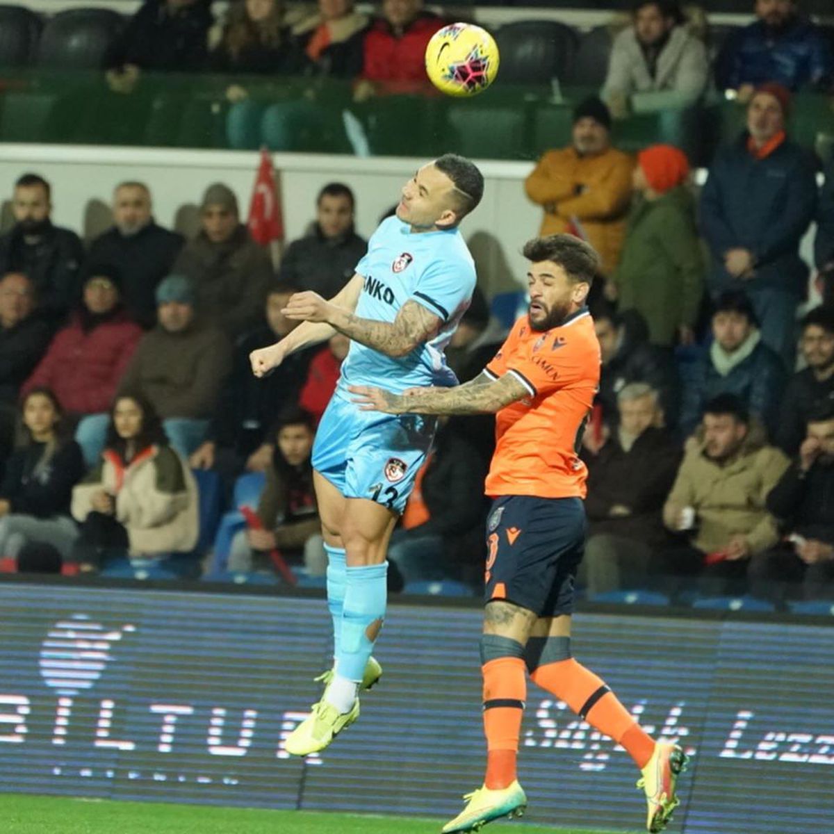 FOTO Șumudică a pierdut pe terenul formației lui Erdogan » Maxim, pasă de gol pentru Gaziantep