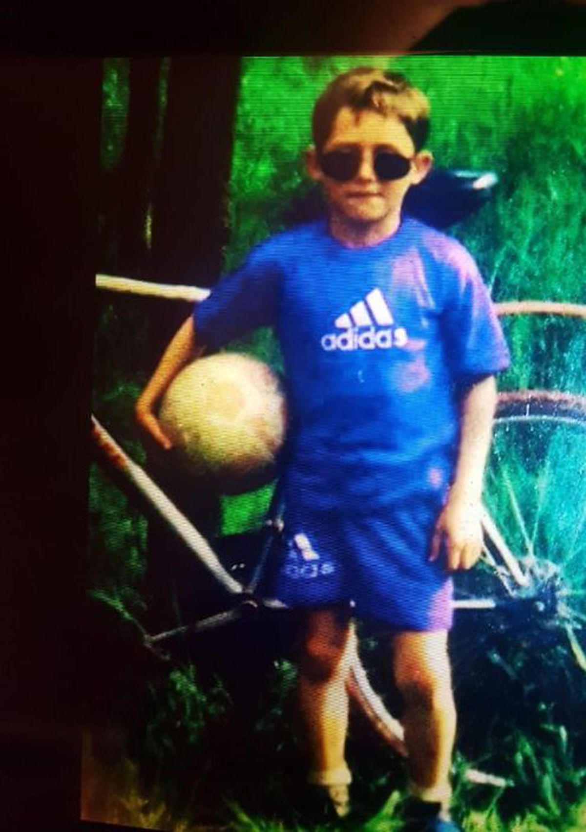 FOTO Povestea emoționantă a unui jucător din Liga 1: de 5 ani muncește la casa lui, după ce a trecut peste moartea tatălui » „Sunt mândru că o fac cu mâinile mele”