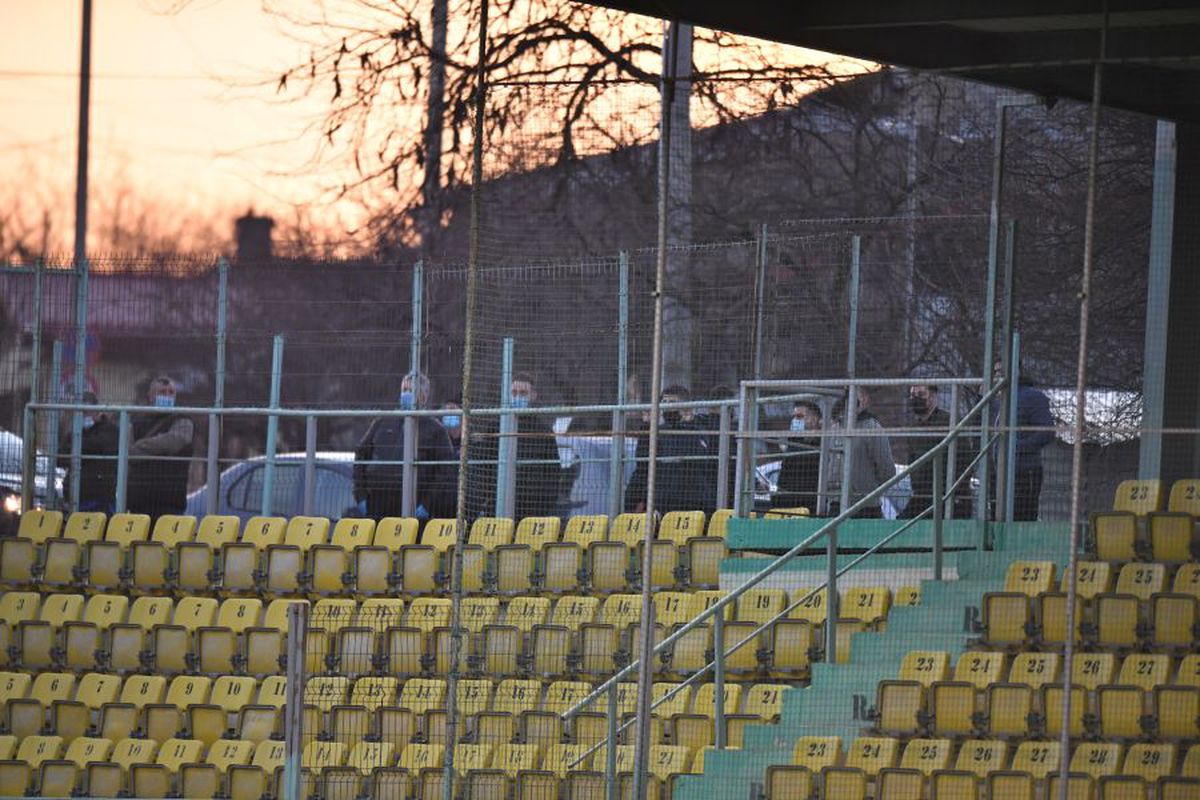 VIDEO Adrian Mititelu Jr. a explicat momentul de la pauza remizei cu Chiajna, când a coborât spre vestiare: „Acolo e treaba antrenorului”
