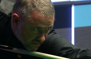 Snooker cu gheață » La 9 ani de la retragere, legendarul Stephen Hendry a jucat primul meci oficial! Și a făcut un break de peste 100 în primul frame câștigat