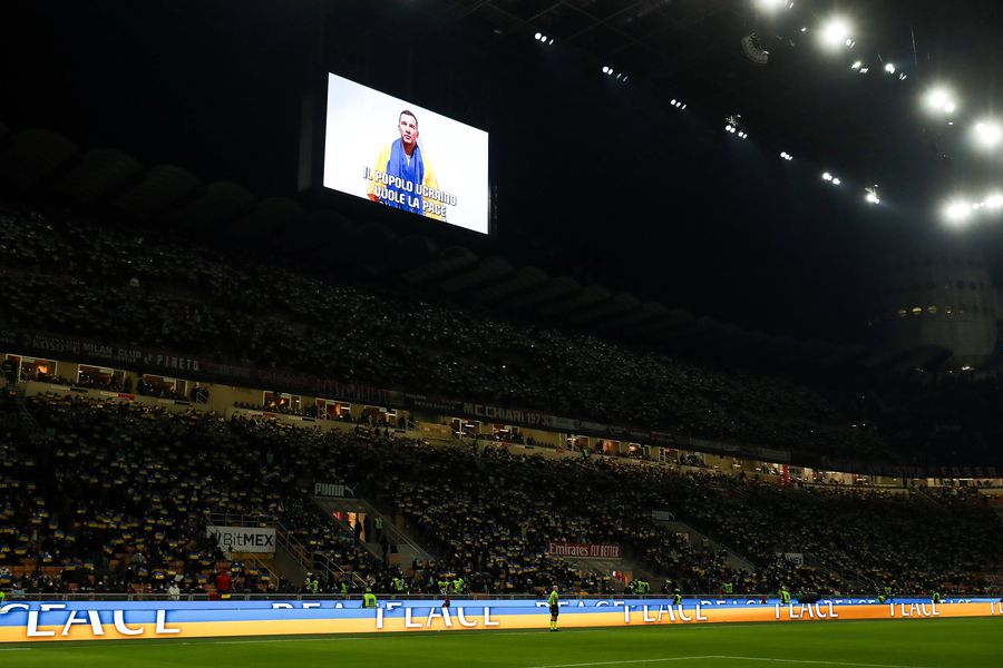 Mesaj impresionant pe San Siro » Fostul selecționer al Ucrainei, aplaudat de un stadion întreg