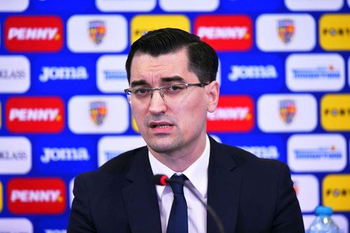Răzvan Burleanu (38 de ani), președintele Federației Române de Fotbal, a reacționat, după ce acesta a fost surprins stând în primul rând la gala „The Best”, organizată luni seară, la Paris.