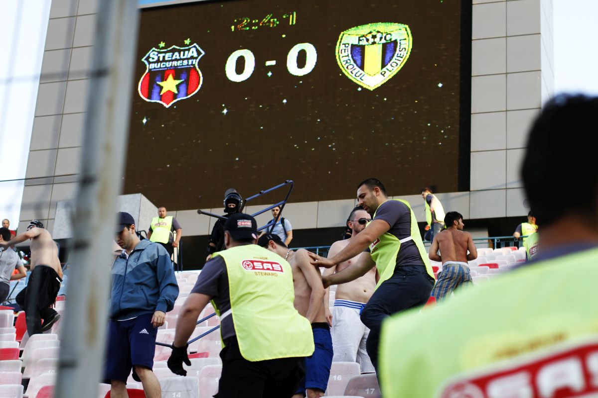 Top 3 curiozități înainte de FCSB - Petrolul: de când n-au mai câștigat „găzarii” la București, cel mai violent derby și 5 scenografii de senzație