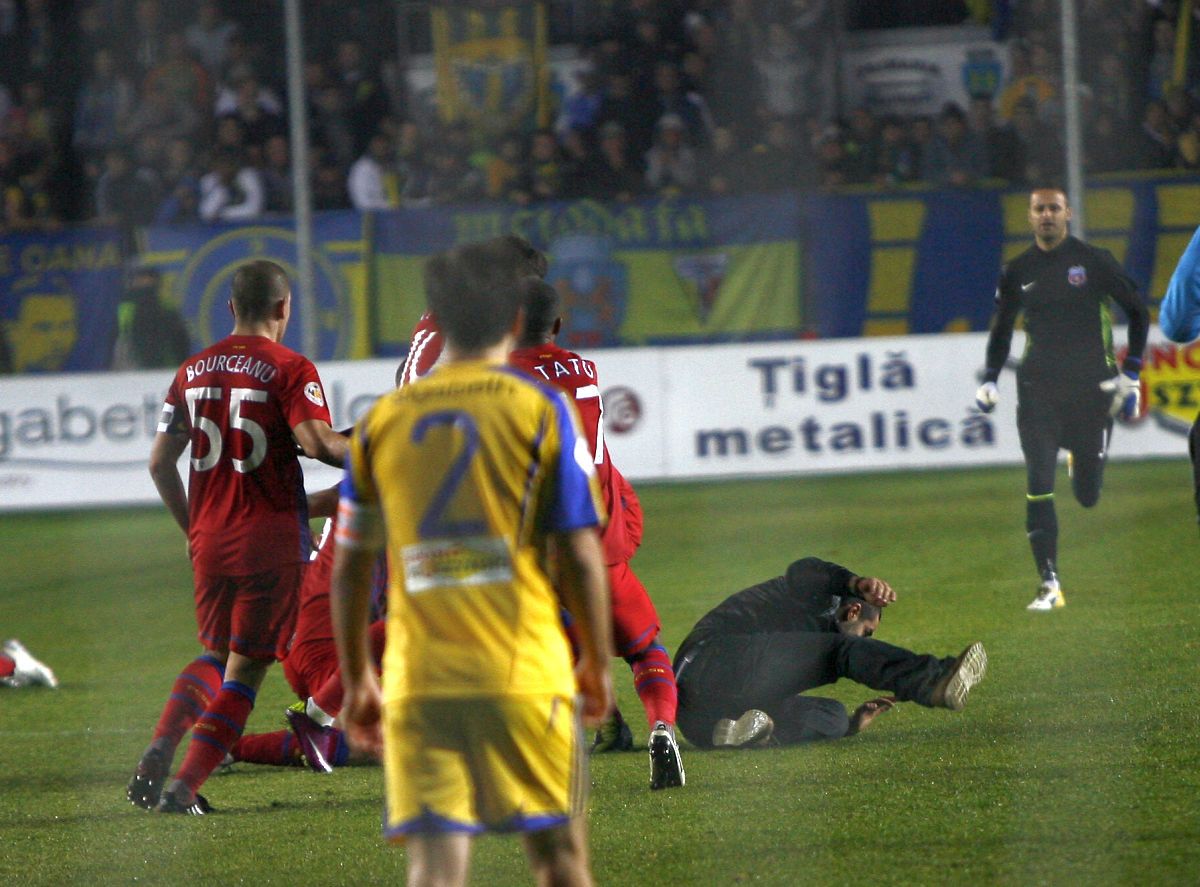 Rivalitatea FCSB - Petrolul: cel mai violent derby și 5 scenografii de senzație
