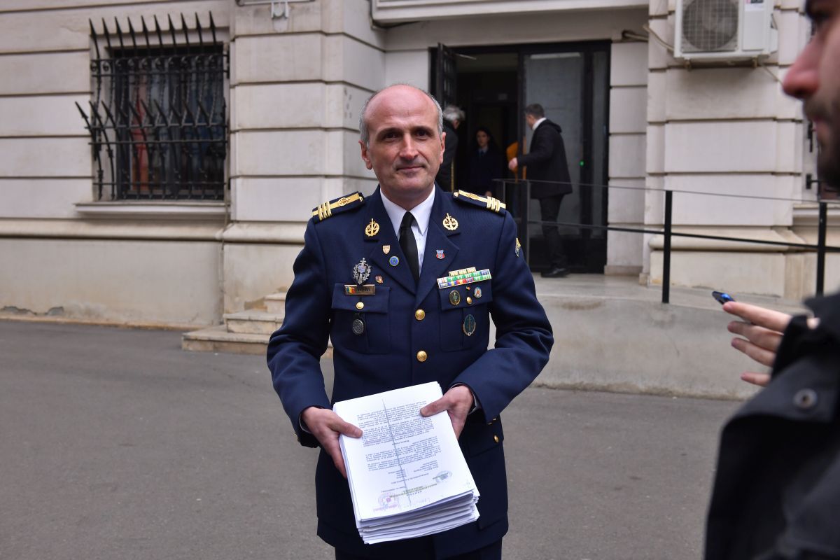 Astăzi s-a judecat al doilea termen al recursului privind palmaresul Stelei » GSP oferă toate detaliile: Un fan a strigat: „Noi cu cine să ținem, cu pușcăriașii?”