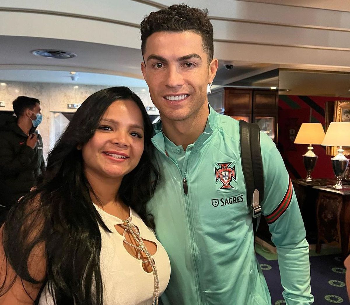 Cristiano Ronaldo a luat foc după ce o vloggeriță din Venezuela a dezvăluit că a făcut sex cu el în cantonamentul Portugaliei