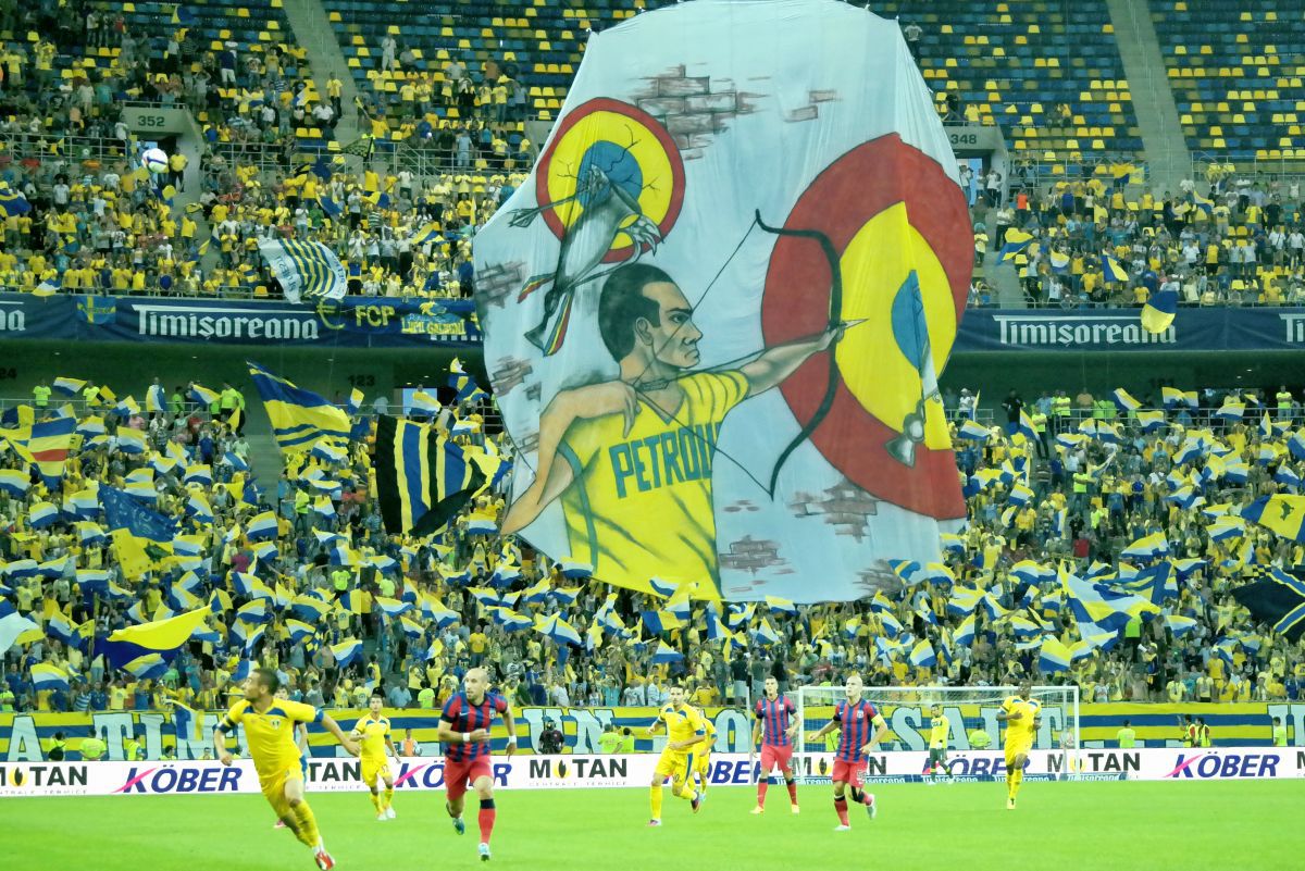 Top 3 curiozități înainte de FCSB - Petrolul: de când n-au mai câștigat „găzarii” la București, cel mai violent derby și 5 scenografii de senzație