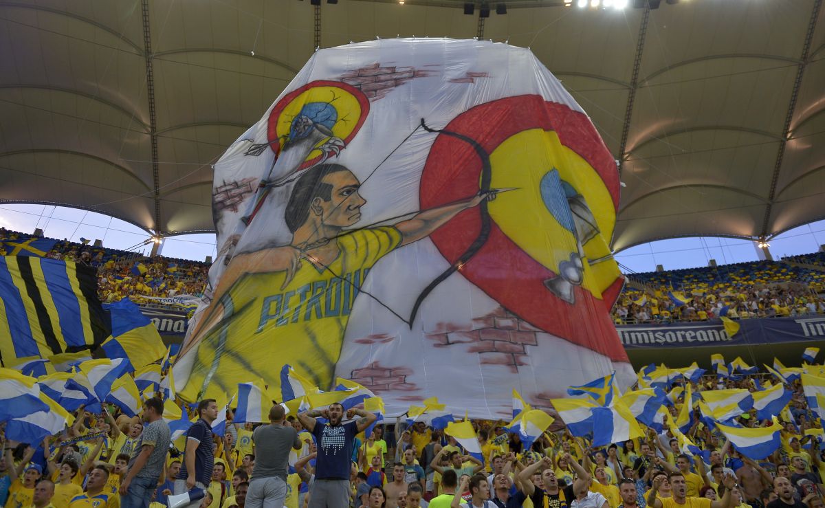 Rivalitatea FCSB - Petrolul: cel mai violent derby și 5 scenografii de senzație