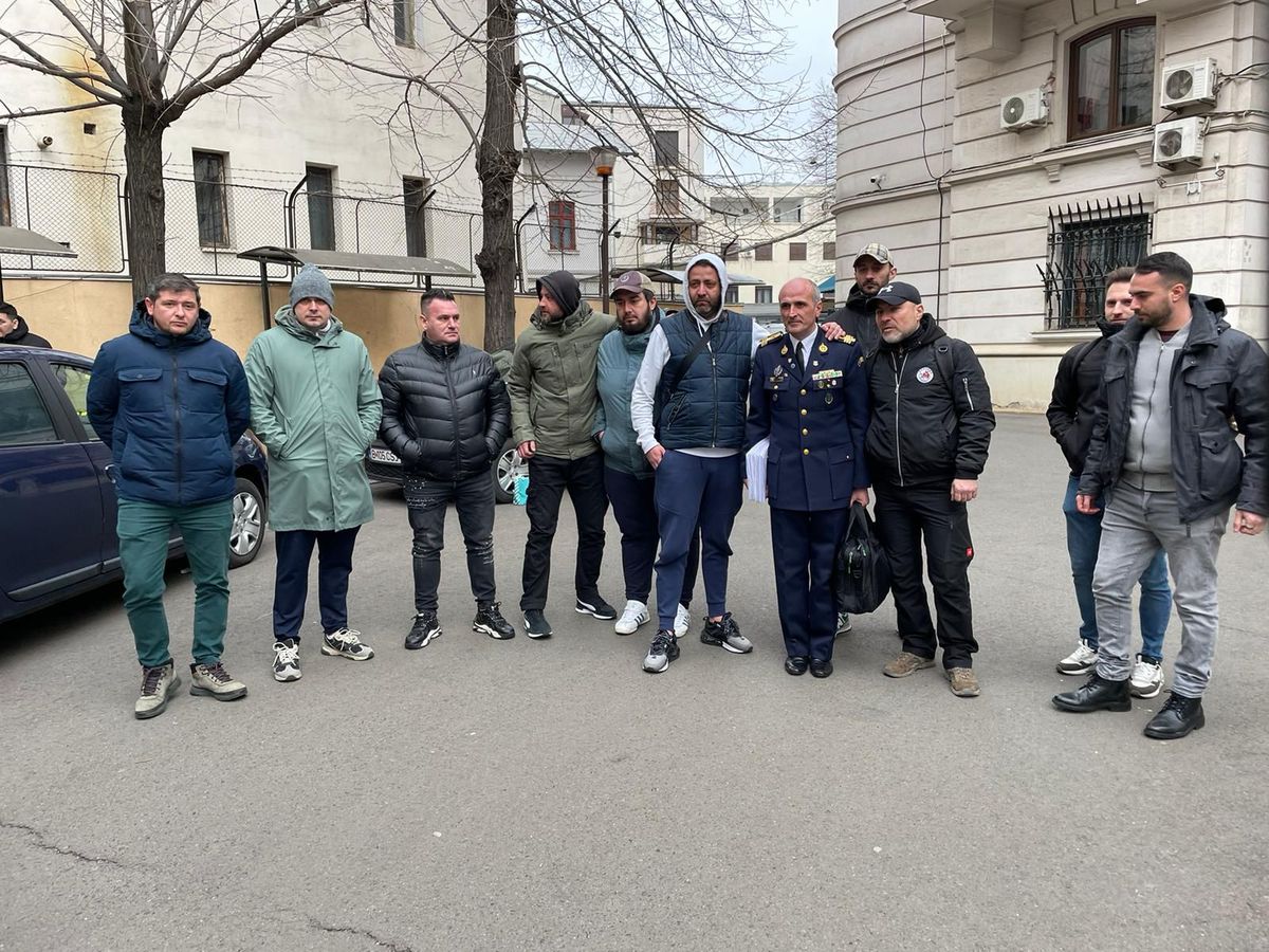 Astăzi s-a judecat al doilea termen al recursului privind palmaresul Stelei » GSP oferă toate detaliile: Un fan a strigat: „Noi cu cine să ținem, cu pușcăriașii?”