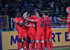 Echipă de titlu, staff de "B" » FCSB va fi condusă de pe bancă, în următoarele 4 meciuri de Liga 1, de doi antrenori cu CV ZERO
