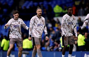 Antrenorul lui Tottenham a dezvăluit problema lui Radu Drăgușin: „Nu are ritmul necesar”