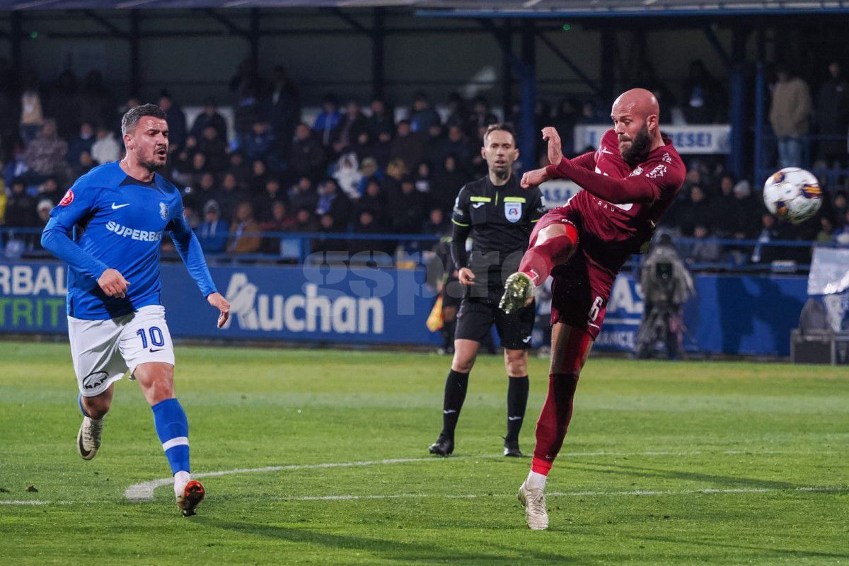 Adi Mutu, după rezultatul care poate lăsa CFR-ul la -14 puncte: „Am avut ocazii, am dominat. Au dat gol la singura lor șansă a reprizei”