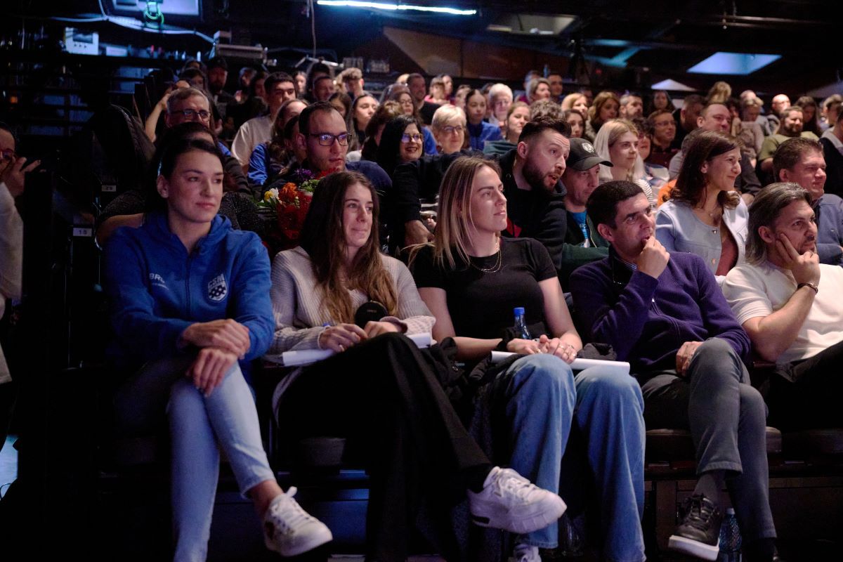 Cristina Neagu eveniment BRD Neînvinșii