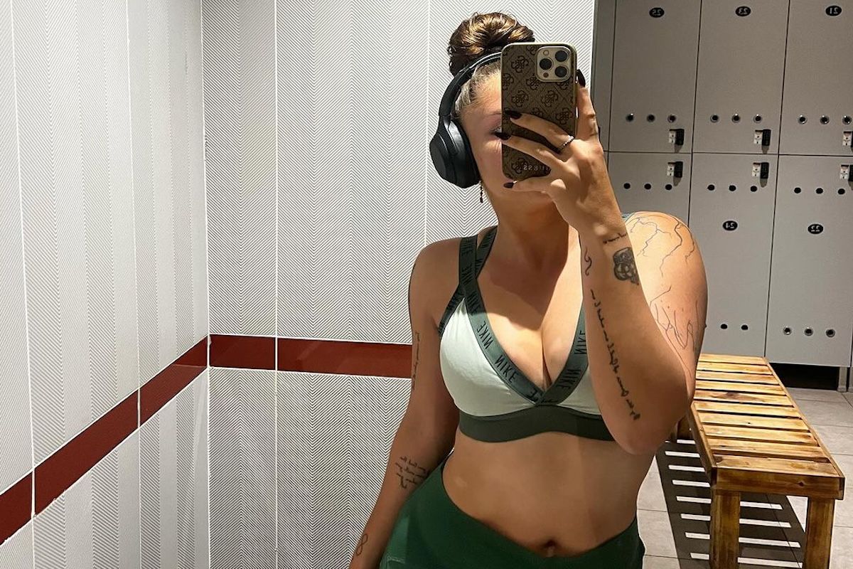 Andreea Prisăcariu, în rochie de mireasă: „Da, o fac doar pentru că pot!”