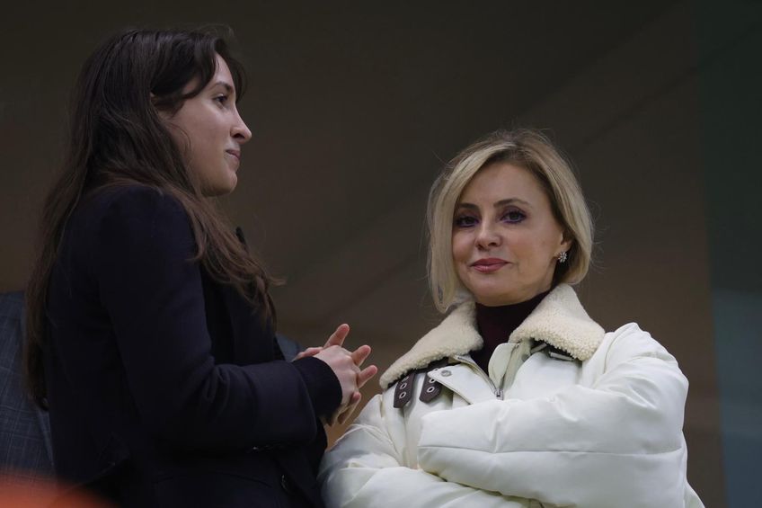 Soții Șucu în loja lui Gigi Becali la Rapid - FCSB, foto: Ionuț Iordache