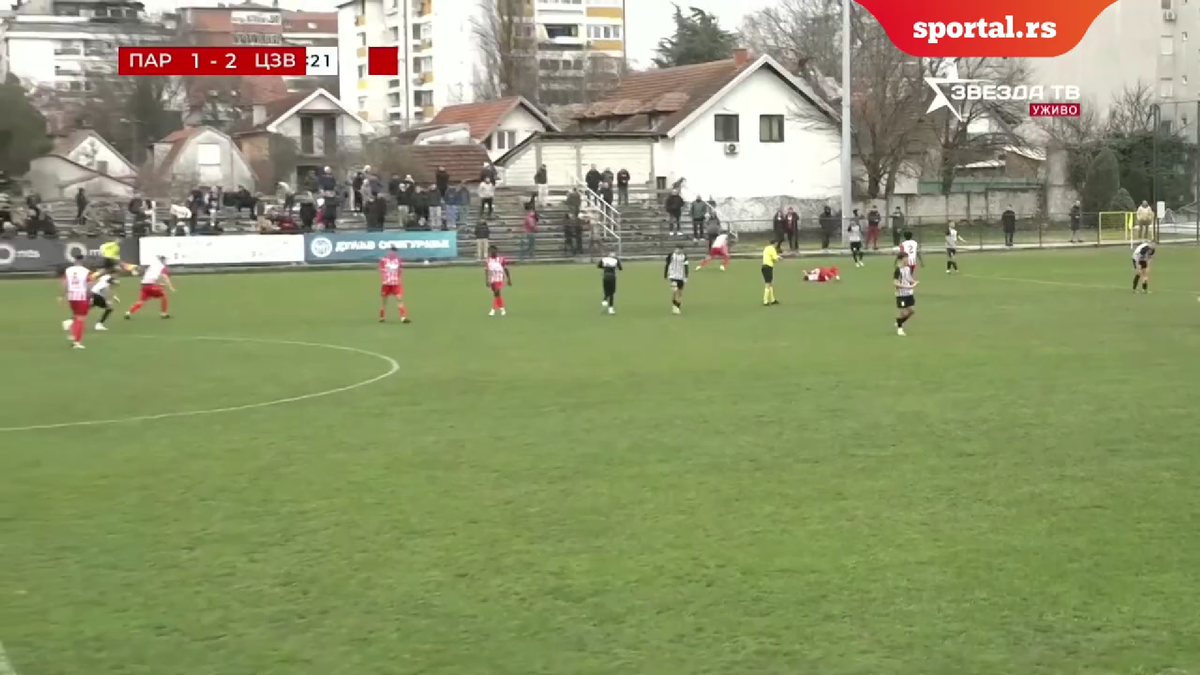 Bătaie generală la Steaua Roșie - Partizan! » I-a călcat tricoul în picioare, i-a dat cu mingea în cap, apoi a urmat haosul + Presa reacționează: „imagine catastrofală”