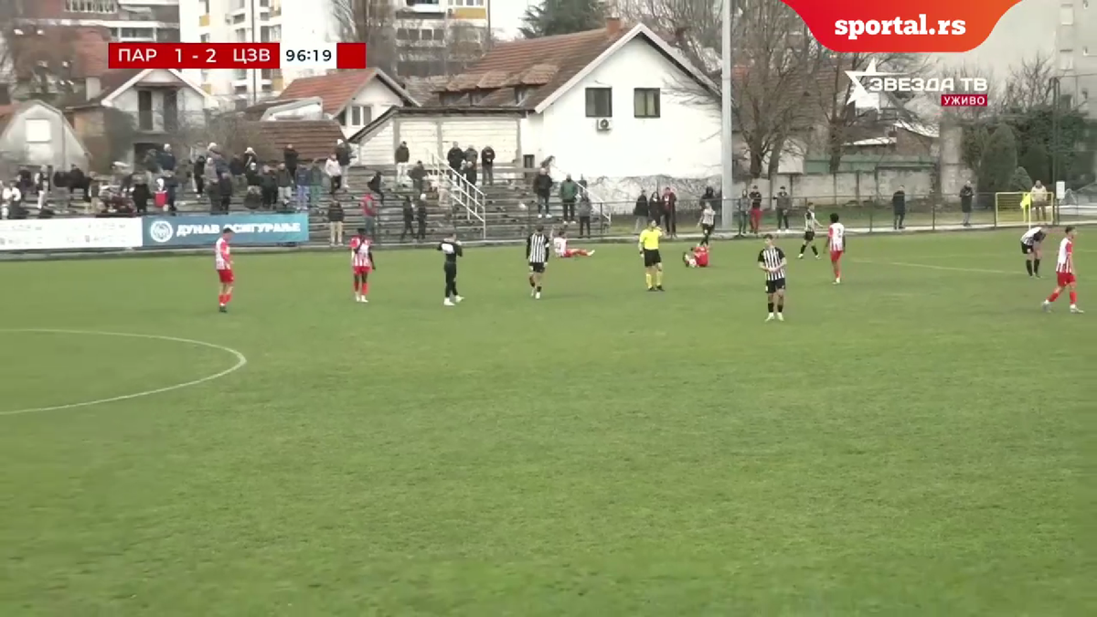 Bătaie generală la Steaua Roșie - Partizan! » I-a călcat tricoul în picioare, i-a dat cu mingea în cap, apoi a urmat haosul + Presa reacționează: „imagine catastrofală”