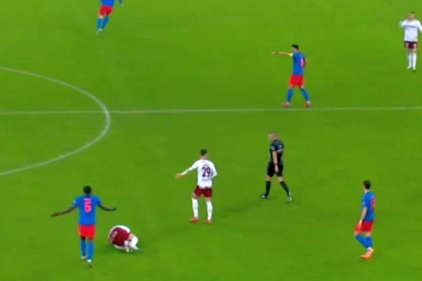 Verdictul lui Marius Avram după faza controversată din Rapid - FCSB: „Un contact o fi fost sigur, dar nu e clar”, foto: captură Prima Sport