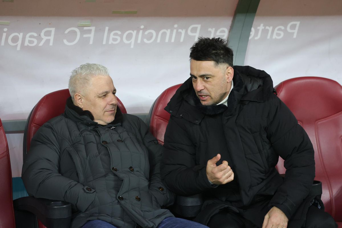 Ținuta aleasă de Șumudică pentru Rapid - FCSB » A schimbat geaca, dar a atras atenția prin alte două detalii