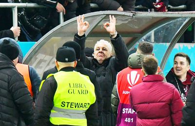 Ce s-a întâmplat pe gazon, imediat după Rapid - FCSB! Marius Șumudică, în rolul principal