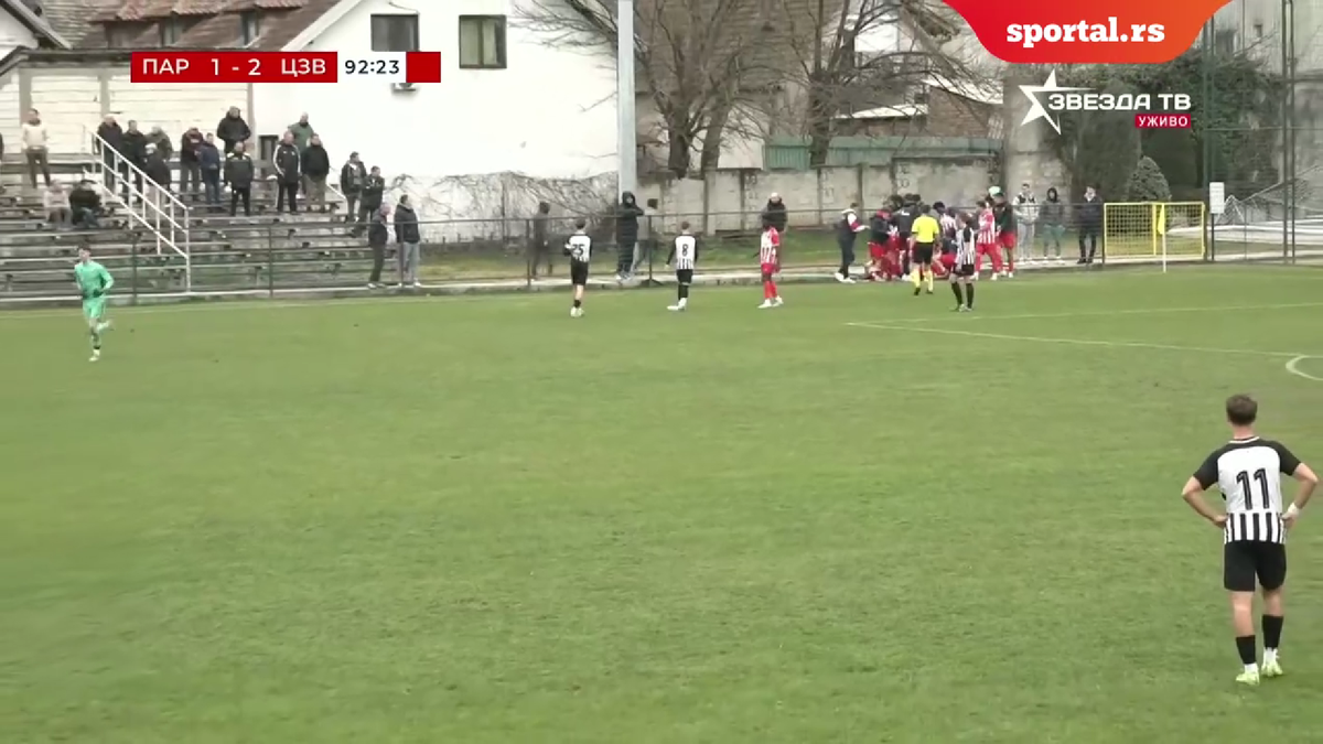 Bătaie generală la Steaua Roșie - Partizan! » I-a călcat tricoul în picioare, i-a dat cu mingea în cap, apoi a urmat haosul + Presa reacționează: „imagine catastrofală”