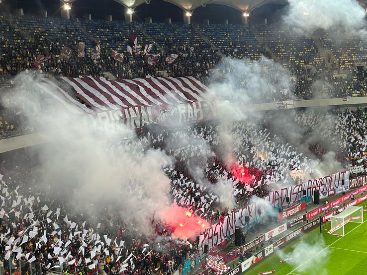Scenografia suporterilor de la Rapid în meciul cu FCSB/ Foto: GSP
