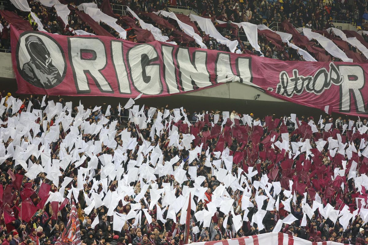 Scenografia suporterilor de la Rapid în meciul cu FCSB
