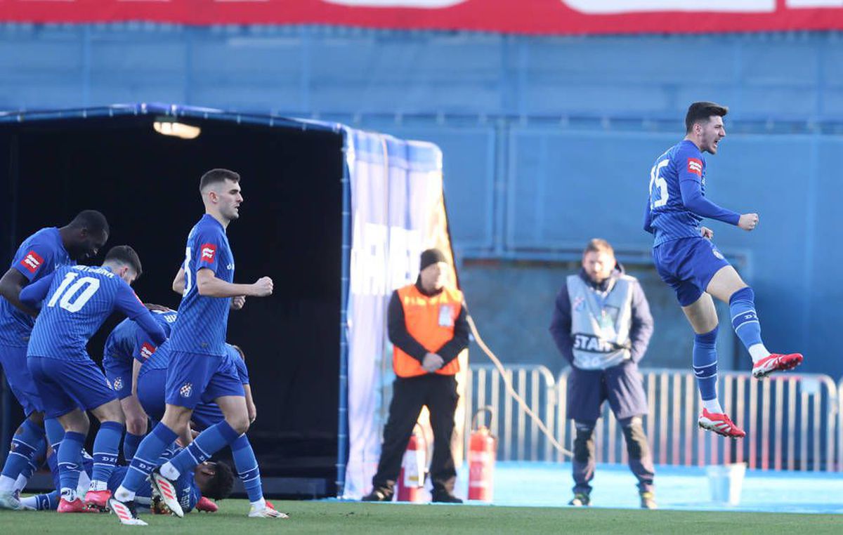 Haos la derby-ul dintre Dinamo Zagreb și Hajduk Split