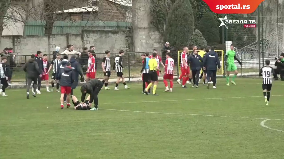 Bătaie generală la Steaua Roșie - Partizan! » I-a călcat tricoul în picioare, i-a dat cu mingea în cap, apoi a urmat haosul + Presa reacționează: „imagine catastrofală”