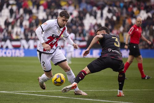 Andrei Rațiu e om de bază la Rayo Vallecano // FOTO: Imago