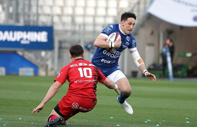 „Abia mă puteam mișca. Am slăbit 6 kilograme” » Calvarul unui jucător infectat după o accidentare pe teren sintetic