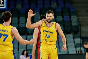 România, victorie impresionantă în fața Portugaliei, în cursa spre Campionatul Mondial! Cu Mihai Silvășan descalificat înainte de pauză, tricolorii au evoluat excelent