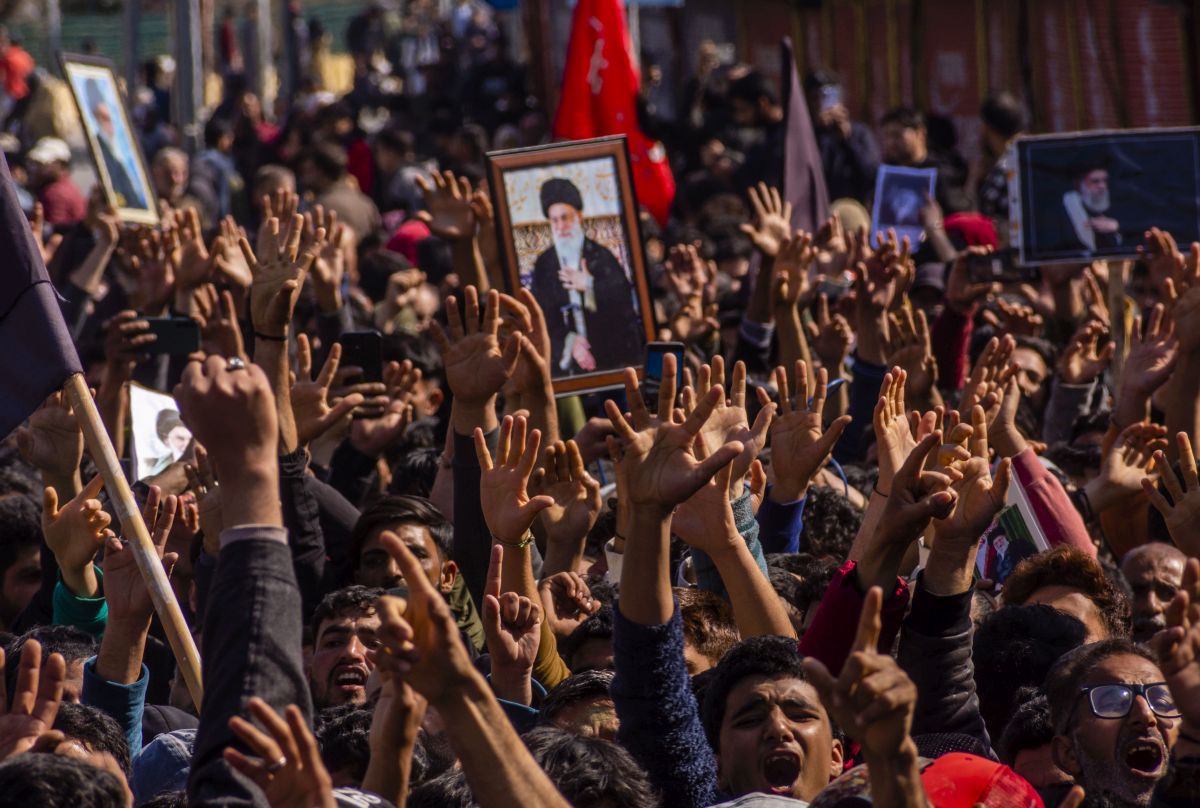 Societatea în Iran - viața într‑un stat teocratic dominat de autoritatea ayatollahilor