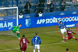 Vassaras A DESECRETIZAT dialogul dintre arbitri la Farul - CFR Cluj: „Nu, nu! E pentru apărare!”
