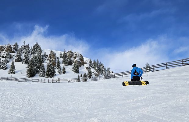 De ce să alegi un instructor de ski sau snowboard de la Ski Team Sinaia